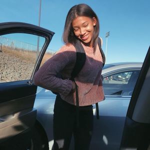 Meet your Posher, Casey